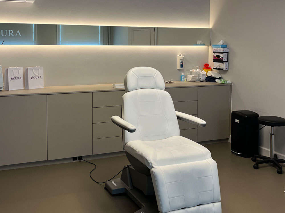 Treatment rooms at Acura Clinic