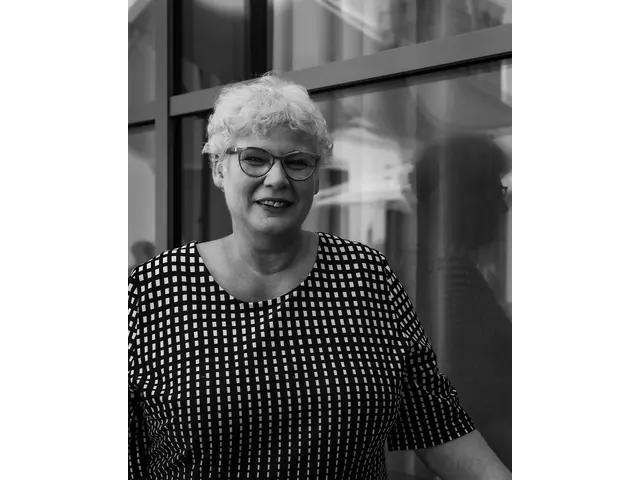ANDREA - PATIENTIN preview